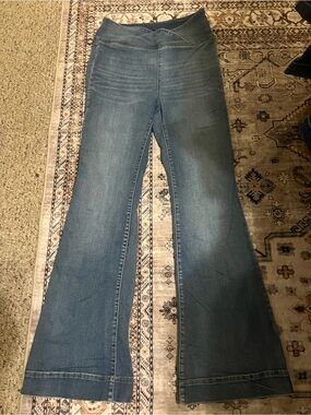 Sincerely Jules Women's Flare Jeans in Medium Blue Wash Small
